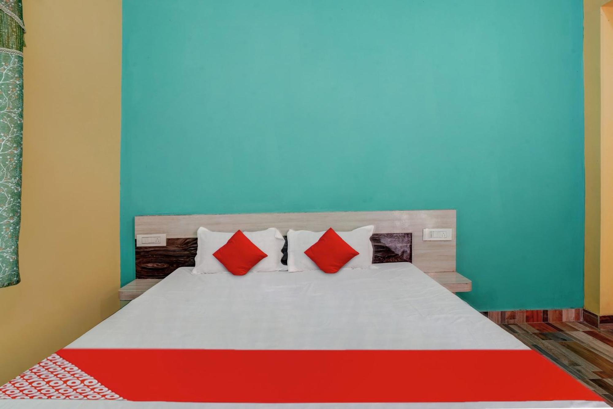 Motihari Oyo Flagship 81389 Hotel Siddhi Vinayak מראה חיצוני תמונה